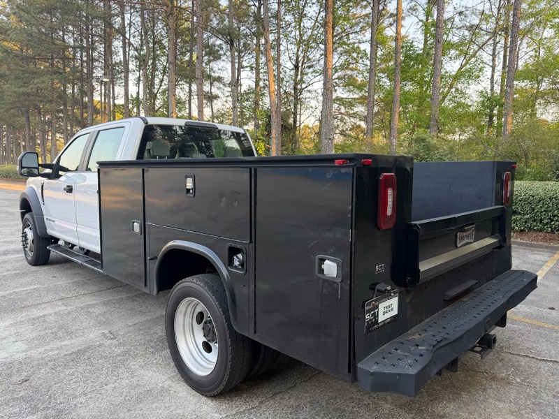 2018 Ford F-450 - $23,000