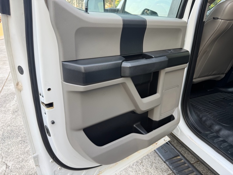 2018 Ford F-450 - $23,000
