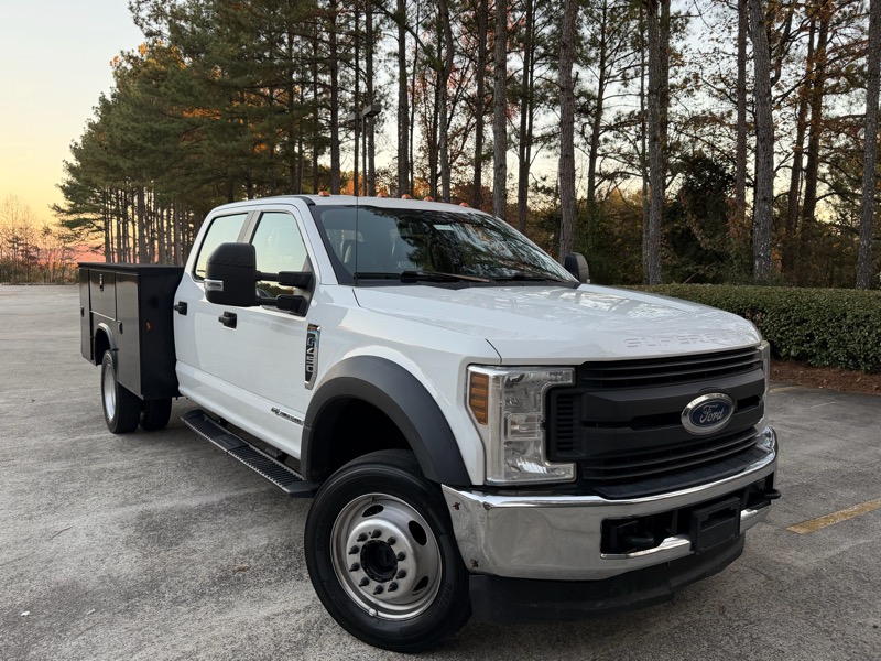 2018 Ford F-450 - $23,000