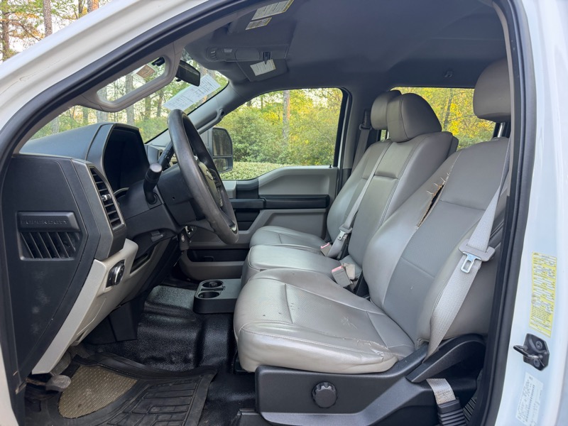 2018 Ford F-450 - $23,000