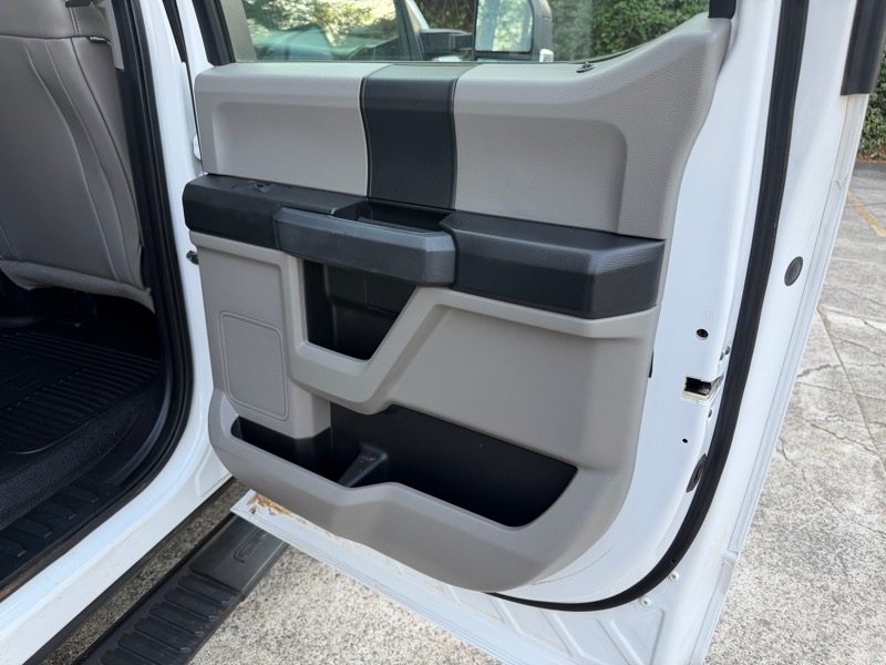 2018 Ford F-450 - $23,000