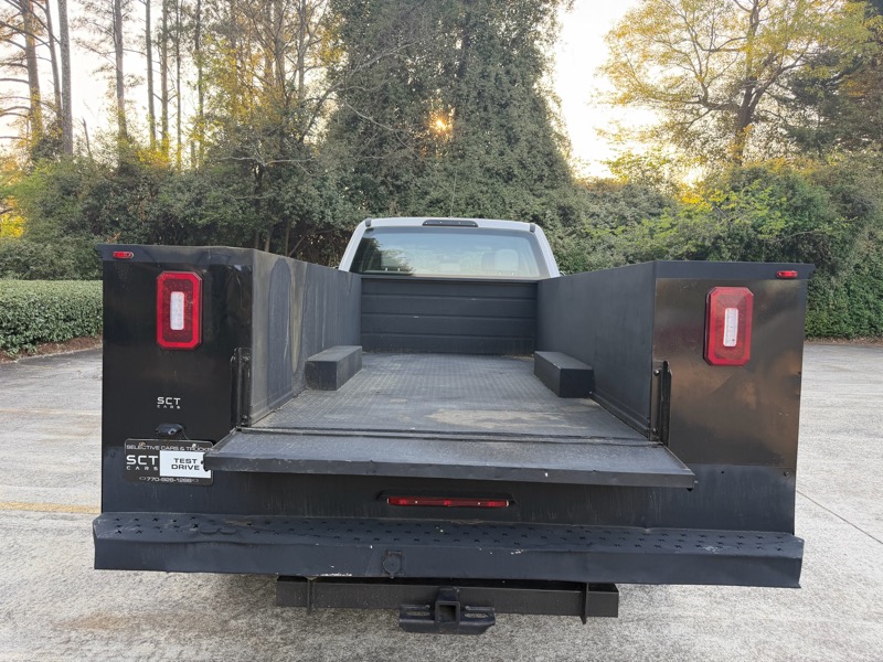 2018 Ford F-450 - $23,000