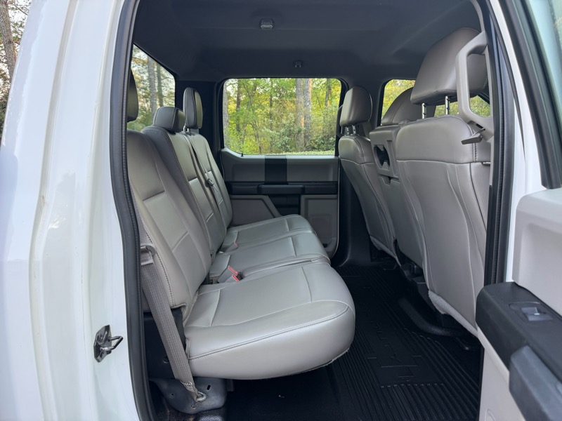 2018 Ford F-450 - $23,000