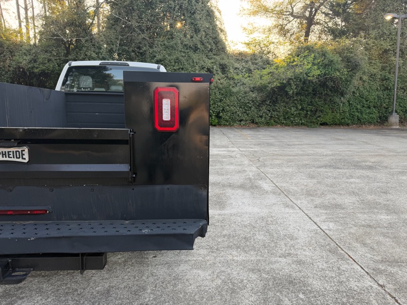 2018 Ford F-450 - $23,000