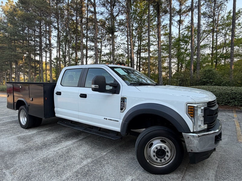 2018 Ford F-450 - $23,000