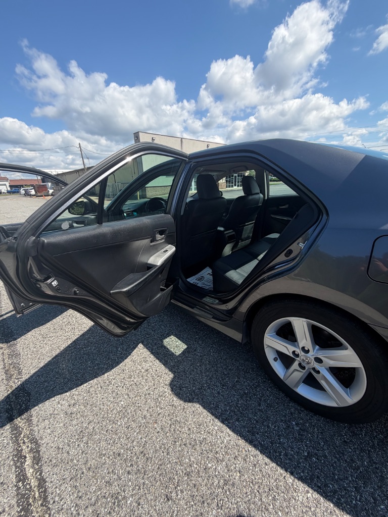 2013 Toyota Camry - $7,995