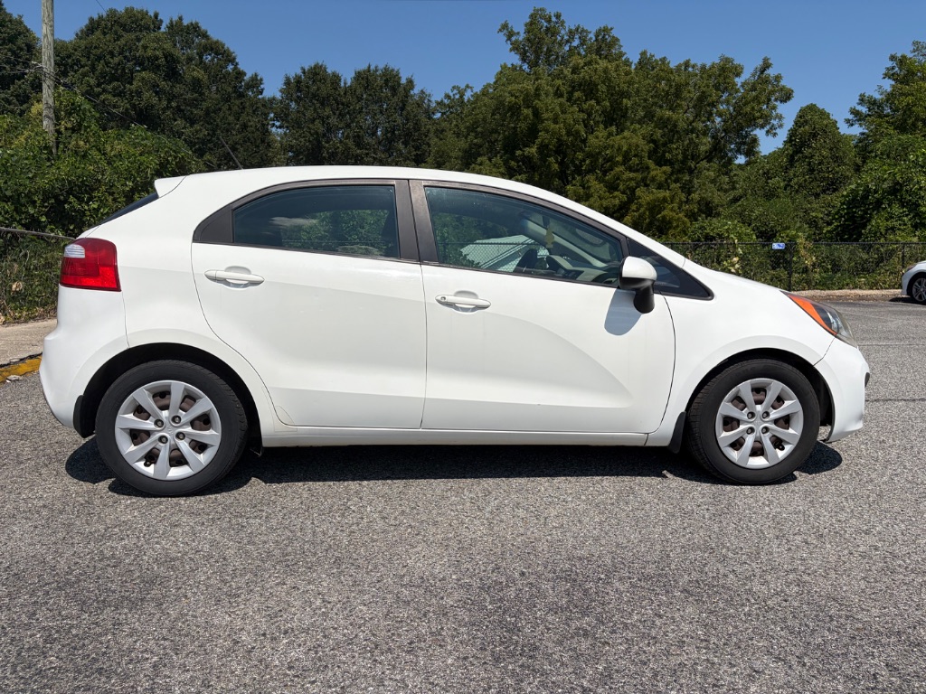 2012 Kia Rio - $3,495