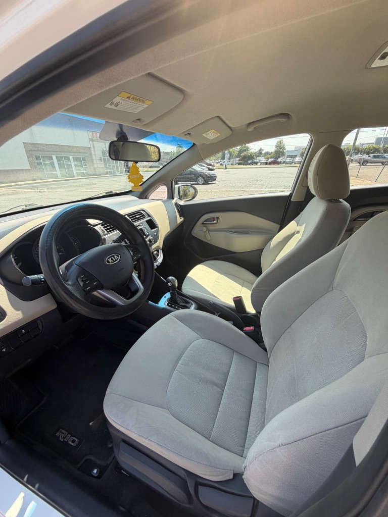 2012 Kia Rio - $3,495