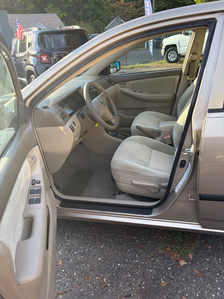 2005 Toyota Corolla - $5,995