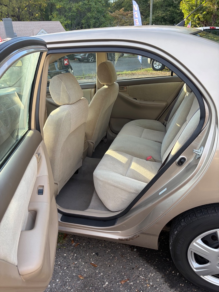 2005 Toyota Corolla - $5,995