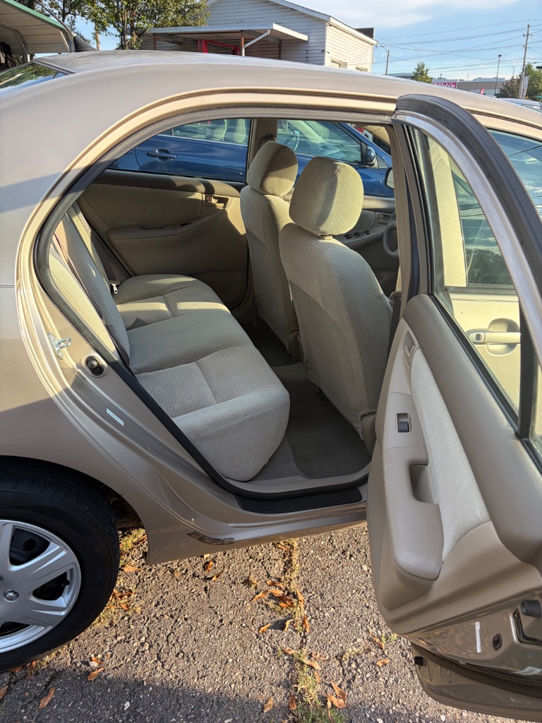 2005 Toyota Corolla - $5,995