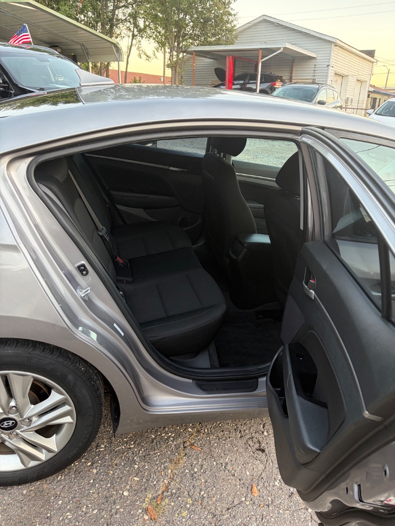 2020 Hyundai Elantra - $8,495