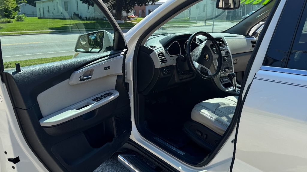 2012 Chevrolet Traverse - $7,800