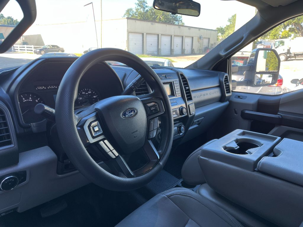 2019 Ford F-350 - $20,500