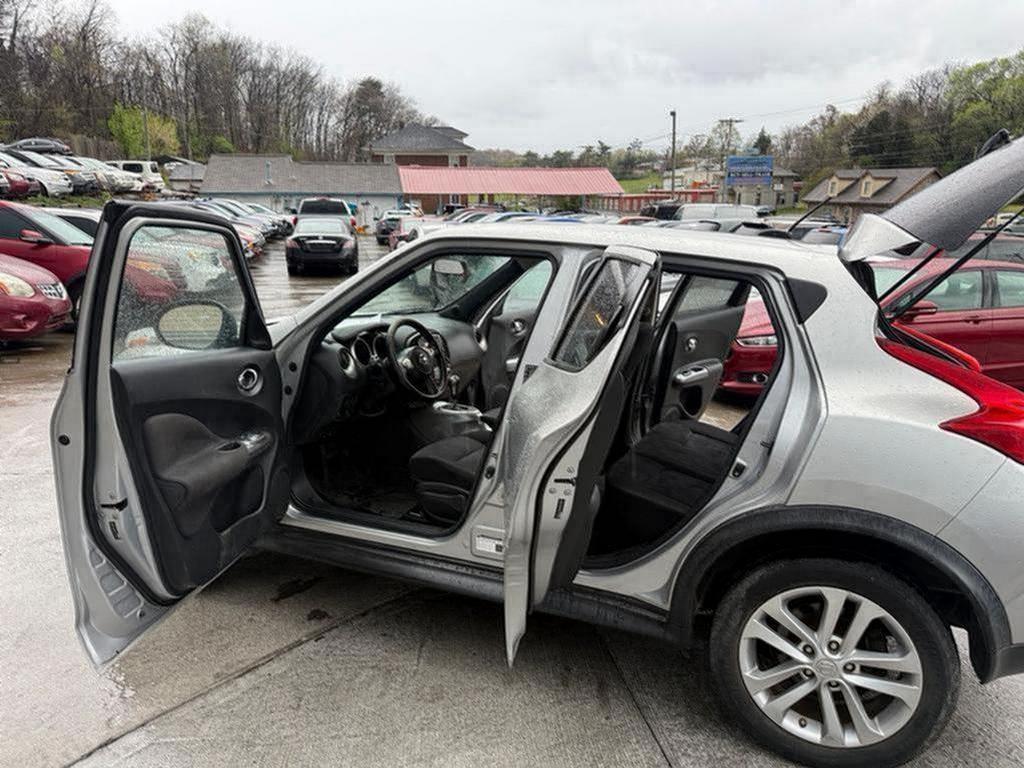 2011 Nissan JUKE - $3,995