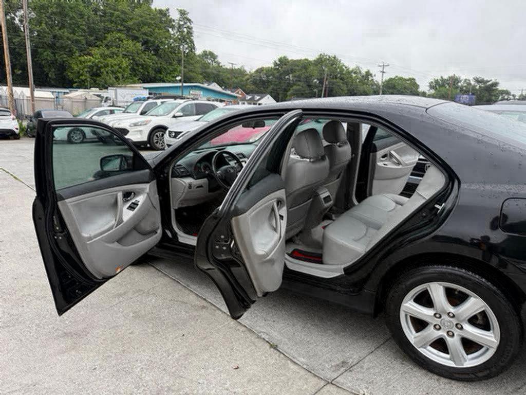 2007 Toyota Camry - $4,500