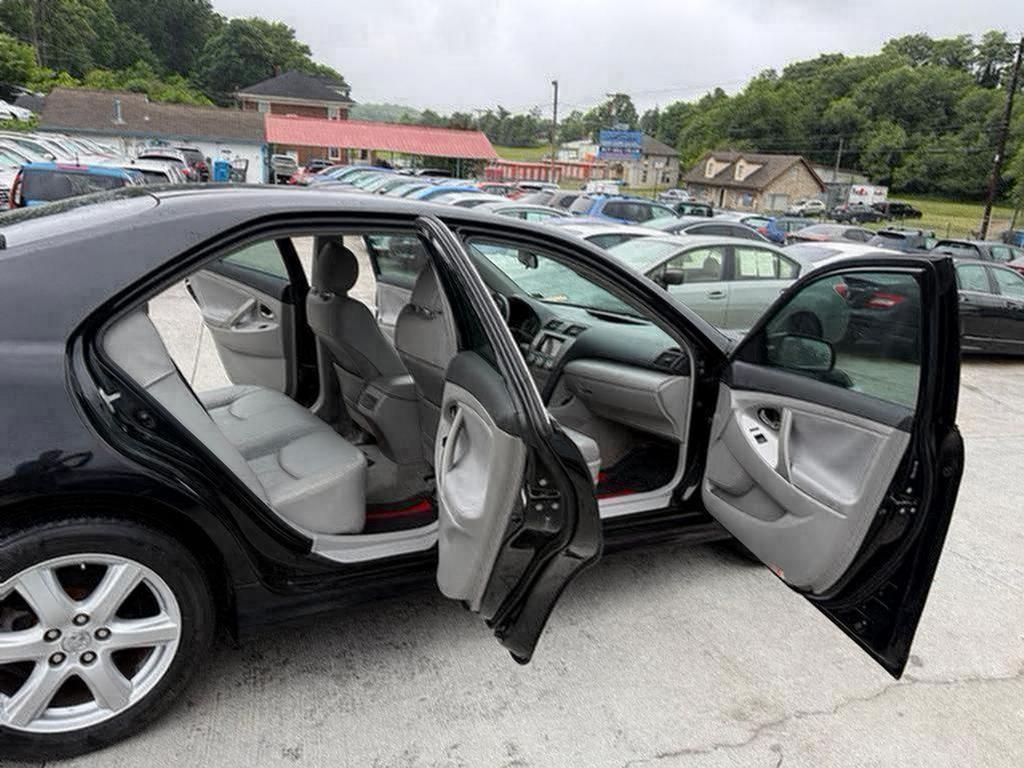 2007 Toyota Camry - $4,500