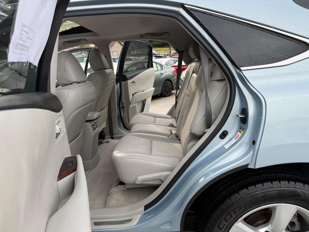 2011 Lexus RX - $12,900