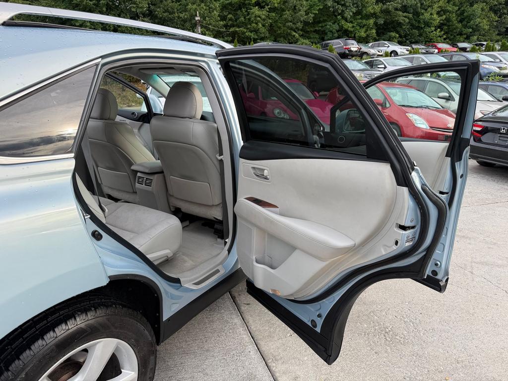 2011 Lexus RX - $12,900