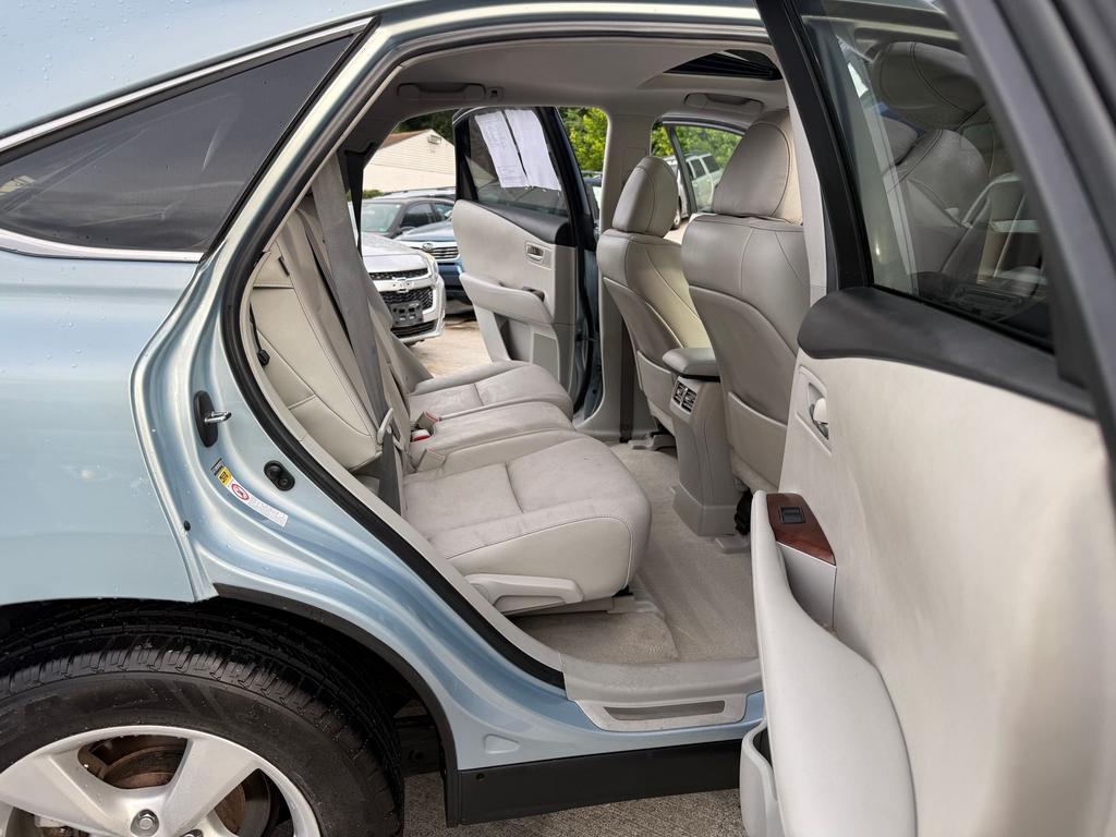 2011 Lexus RX - $12,900