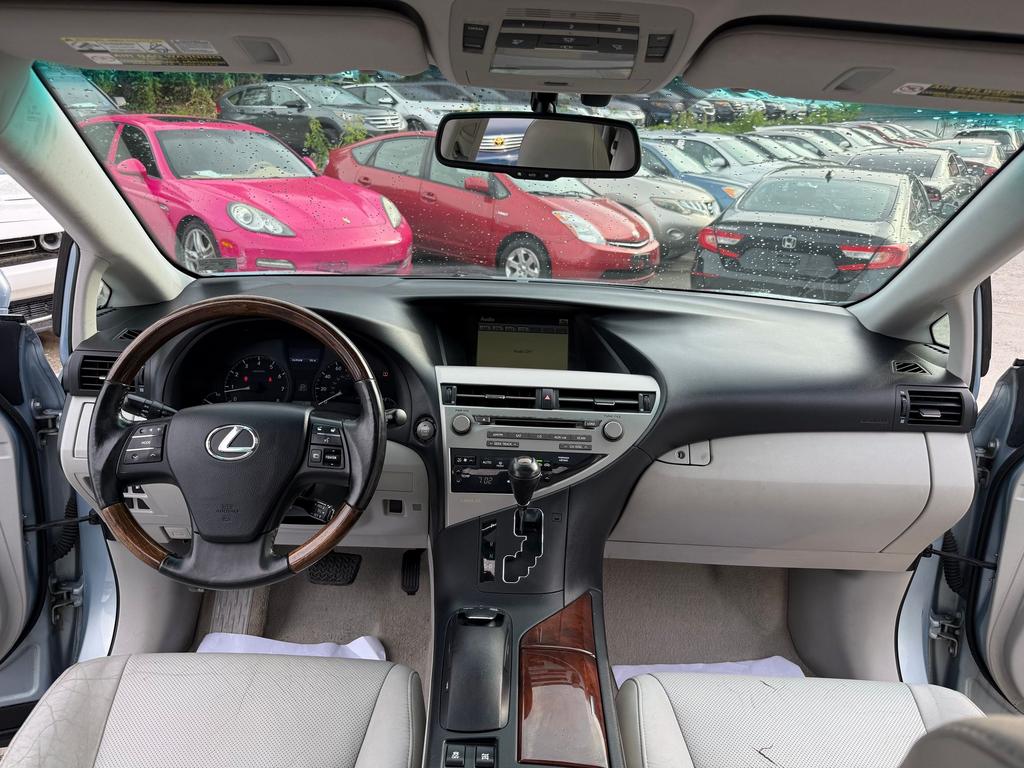 2011 Lexus RX - $12,900