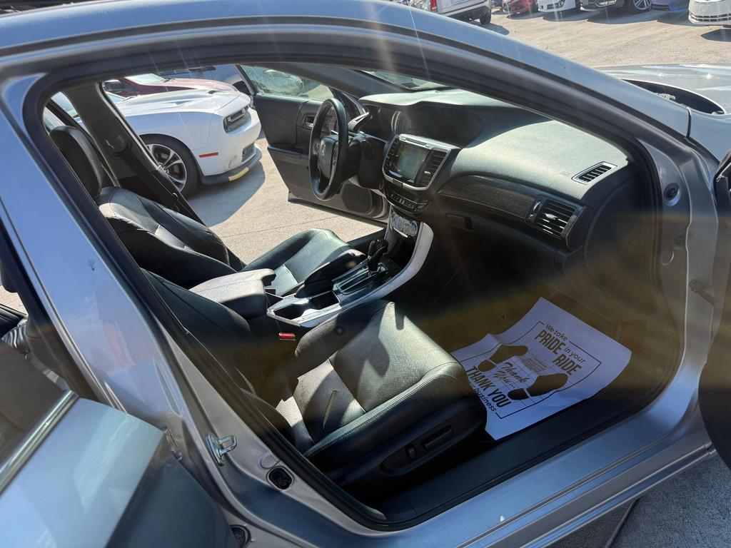 2016 Honda Accord - $15,500