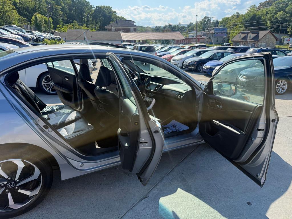2016 Honda Accord - $15,500