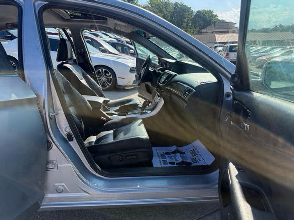 2016 Honda Accord - $15,500