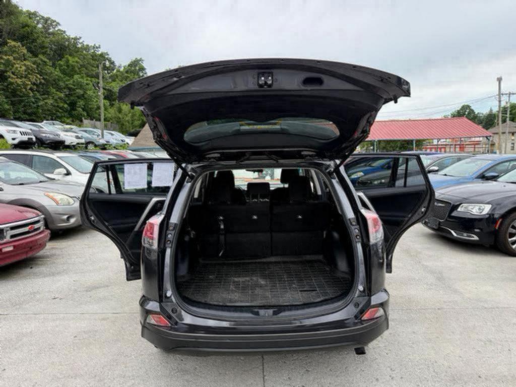 2017 Toyota RAV4 - $15,995