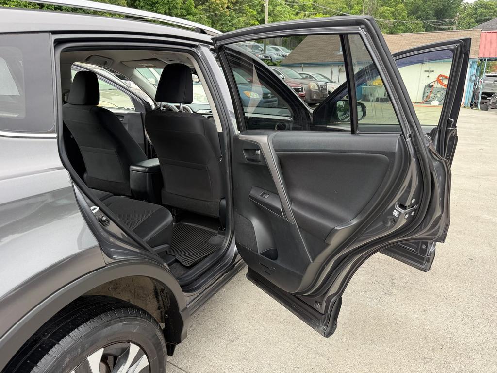 2017 Toyota RAV4 - $15,995