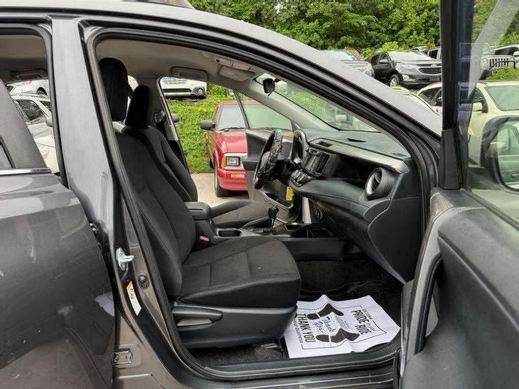 2017 Toyota RAV4 - $15,995