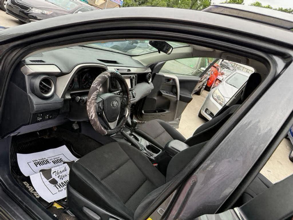 2017 Toyota RAV4 - $15,995