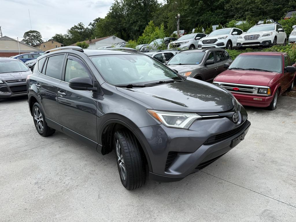 2017 Toyota RAV4 - $15,995