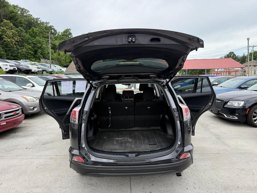 2017 Toyota RAV4 - $15,995