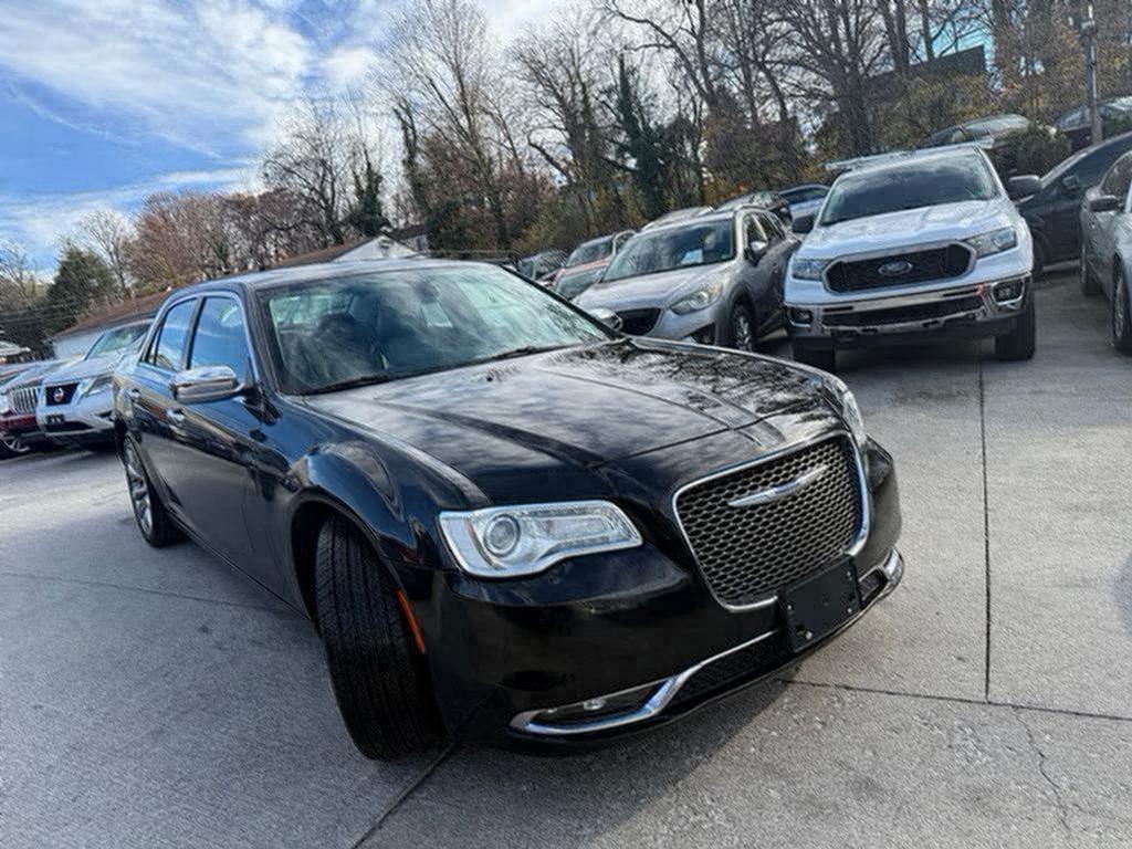 2020 Chrysler 300 - $13,500