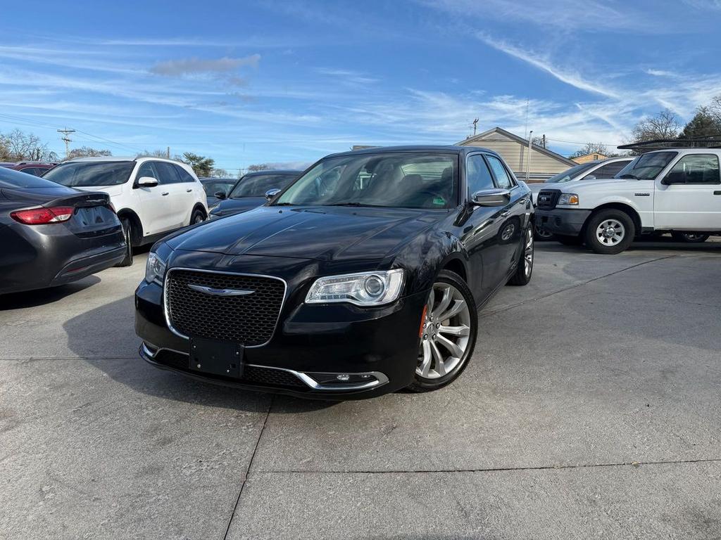 2020 Chrysler 300 - $13,500