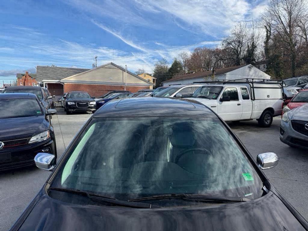 2020 Chrysler 300 - $13,500