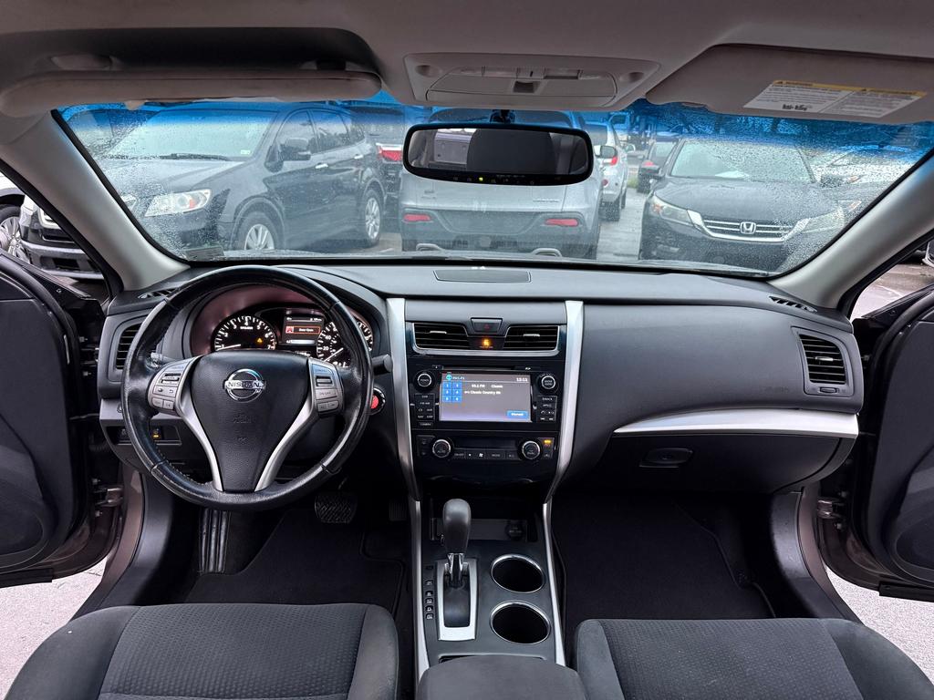2015 Nissan Altima - $8,500