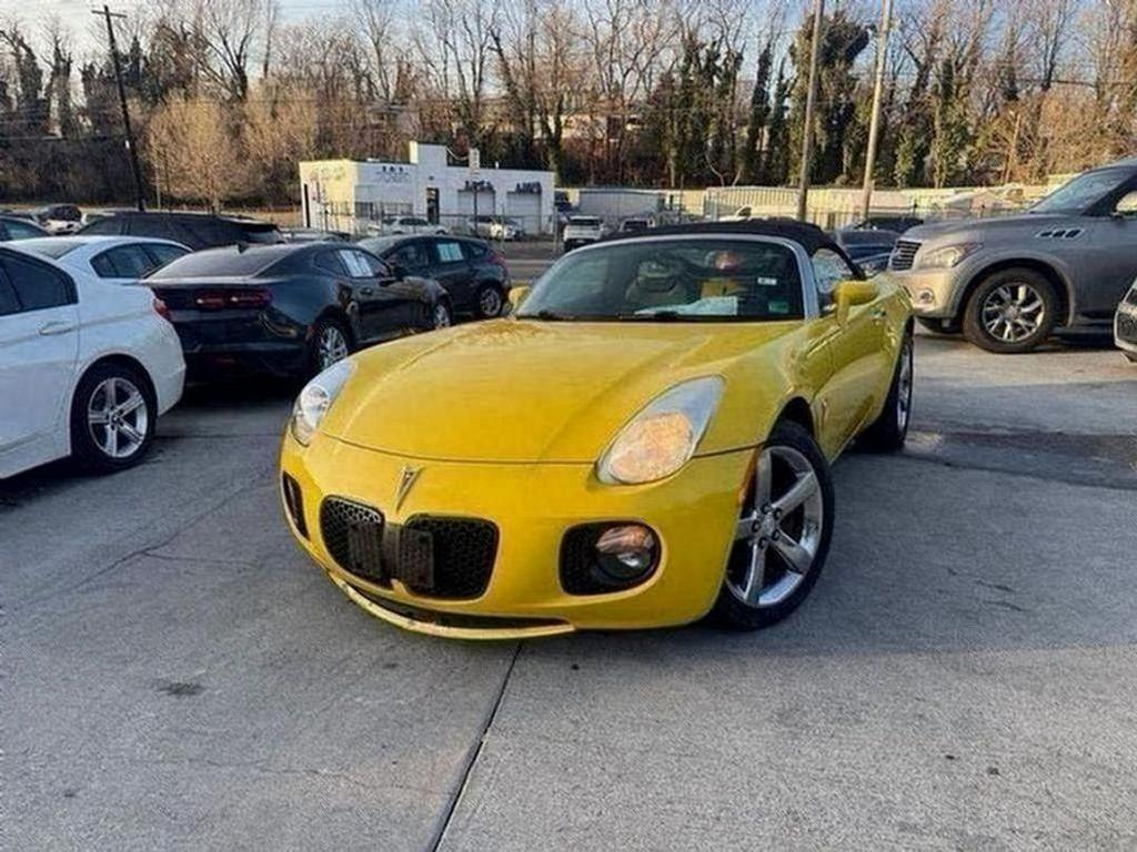 2008 Pontiac Solstice - $5,995