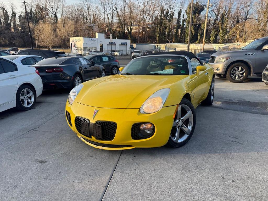 2008 Pontiac Solstice - $5,995