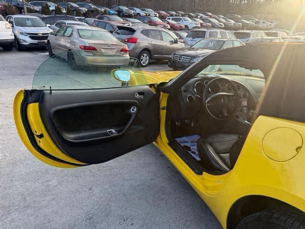 2008 Pontiac Solstice - $5,995