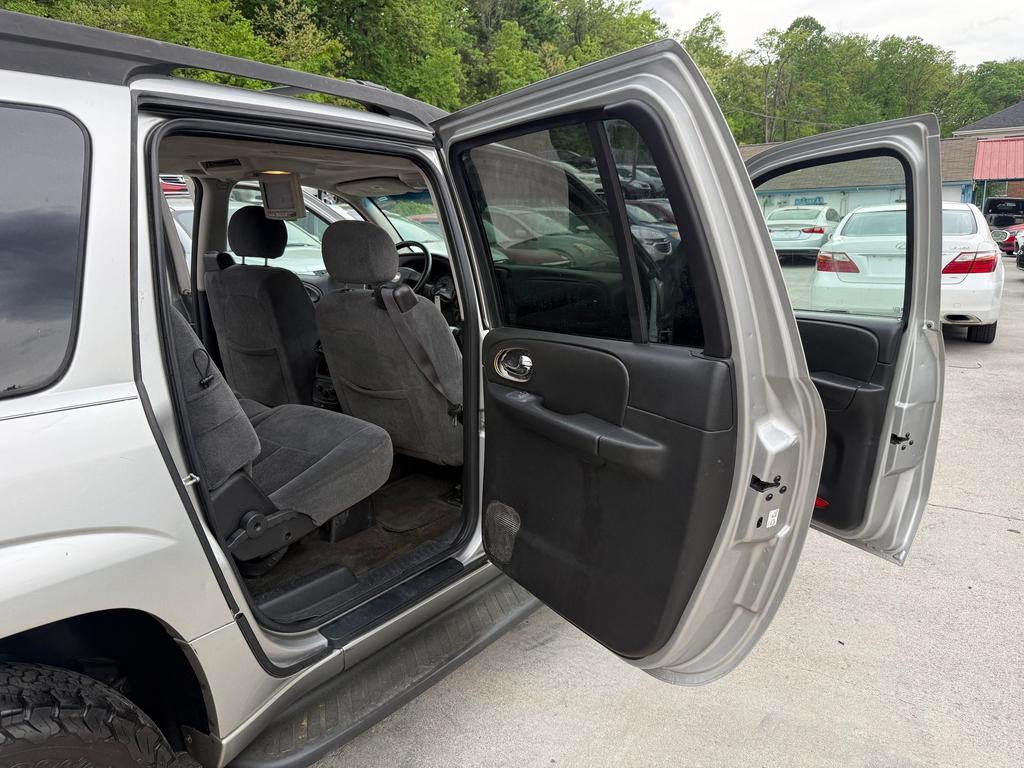 2006 Chevrolet Blazer - $2,700