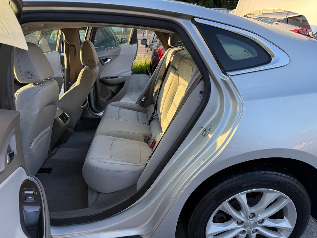 2018 Chevrolet Malibu - $6,900