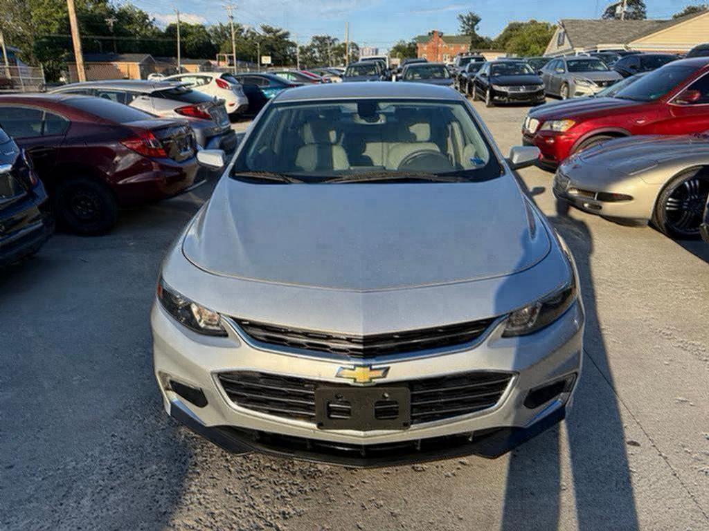 2018 Chevrolet Malibu - $6,900