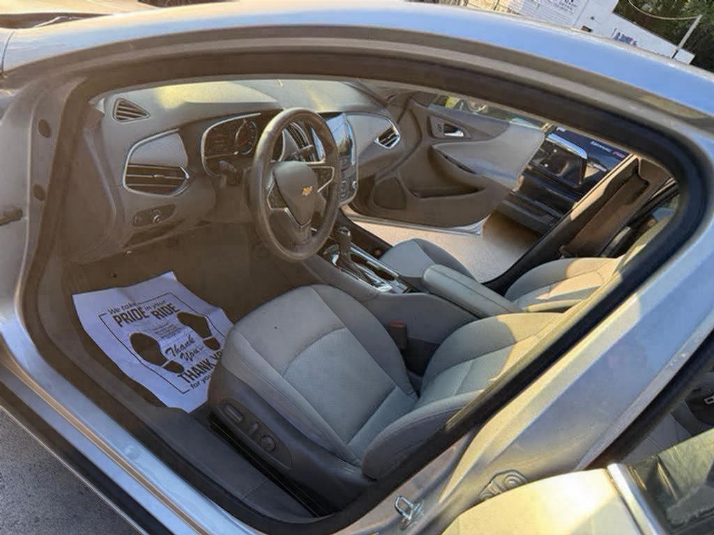 2018 Chevrolet Malibu - $6,900