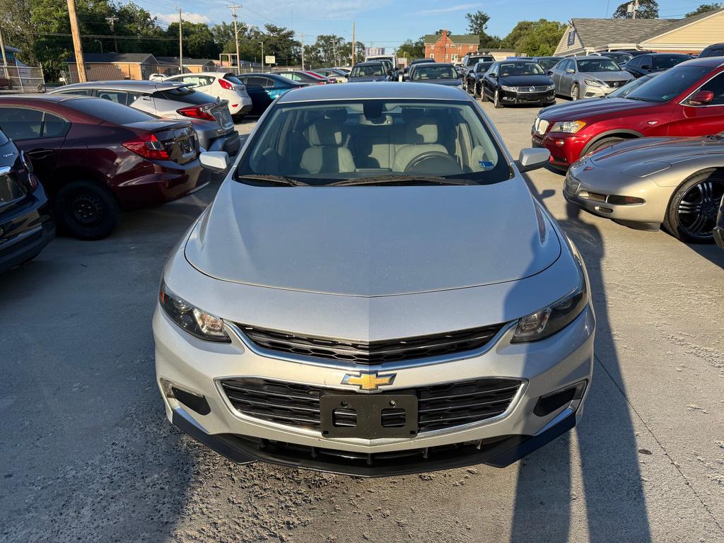 2018 Chevrolet Malibu - $6,900