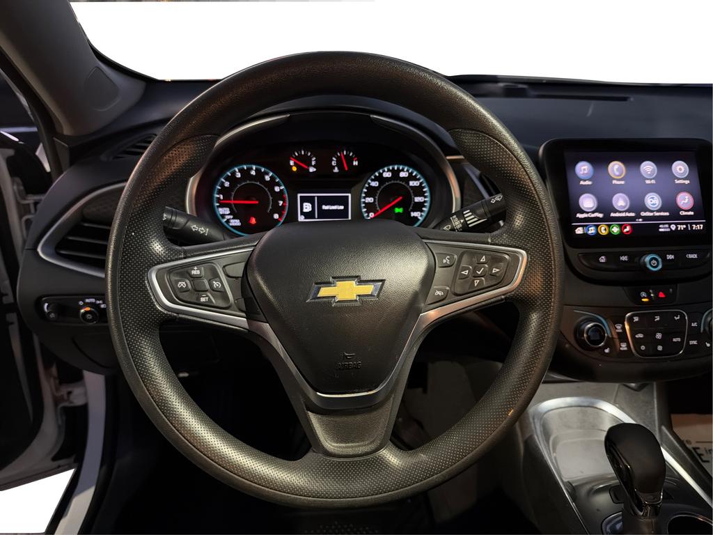 2022 Chevrolet Malibu - $16,500
