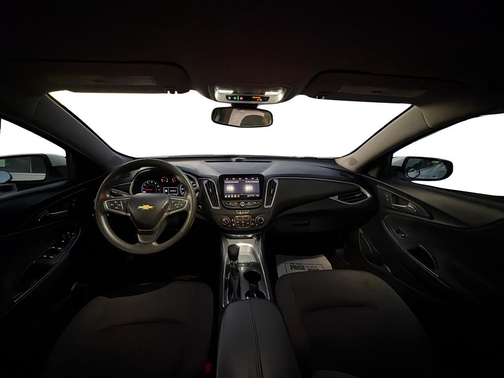 2022 Chevrolet Malibu - $16,500