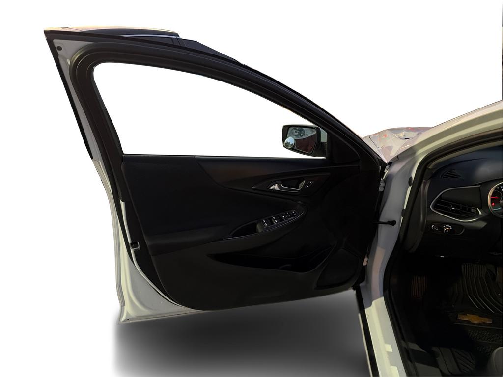 2022 Chevrolet Malibu - $16,500