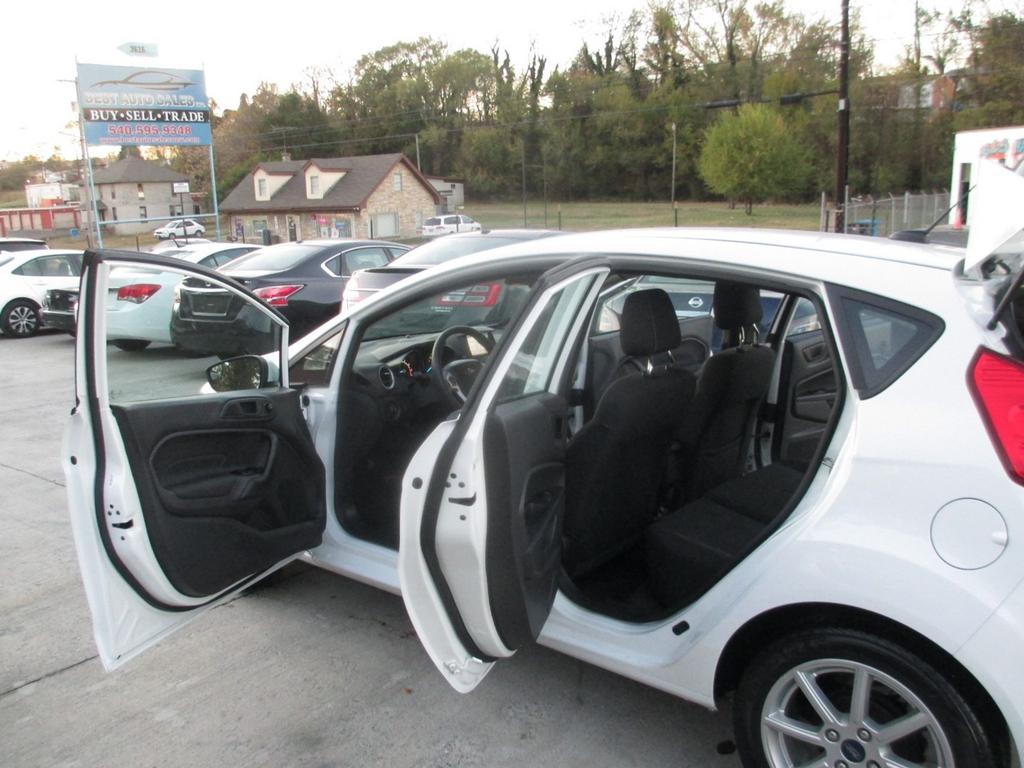 2019 Ford Fiesta - $7,995